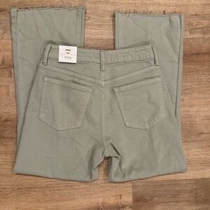 NWT Trendy JBD Cropped Jeans
